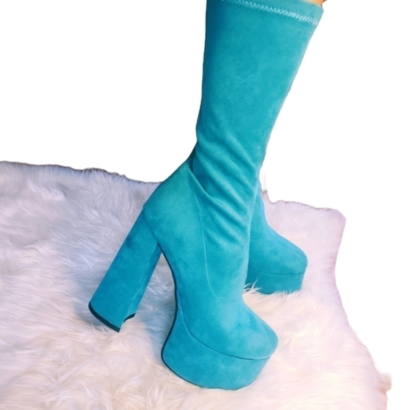 BLUE SUEDE PLATFORM BOOTS - Picture 3 of 13